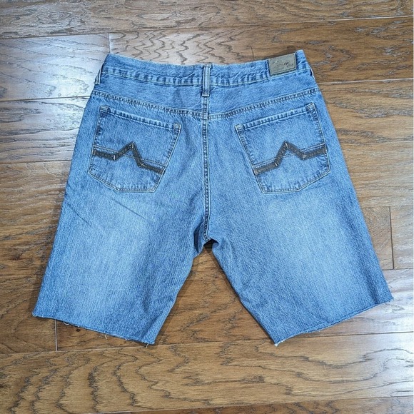 Urban Pipeline Jeans Cutoff Shorts Men's Size 34x10 Blue Denim‎ - Picture 2 of 11